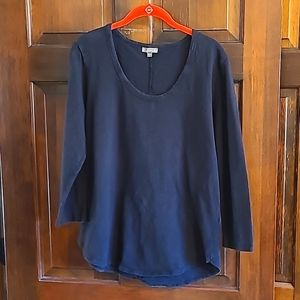 Lilla P thick black tee shirt